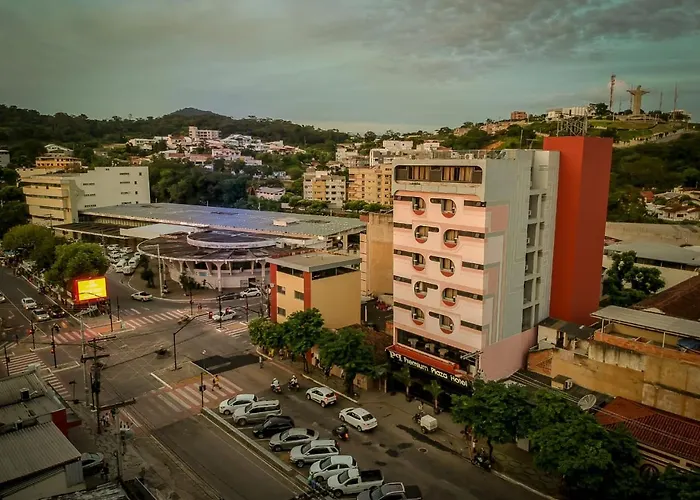 Premium PlazaHotel Em